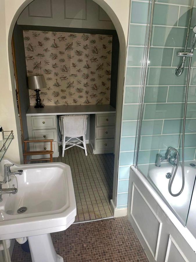 The Golden Pheasant Hotel Burford Extérieur photo