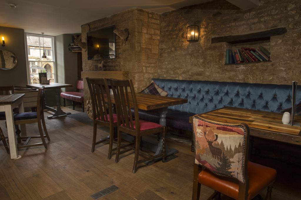 The Golden Pheasant Hotel Burford Extérieur photo